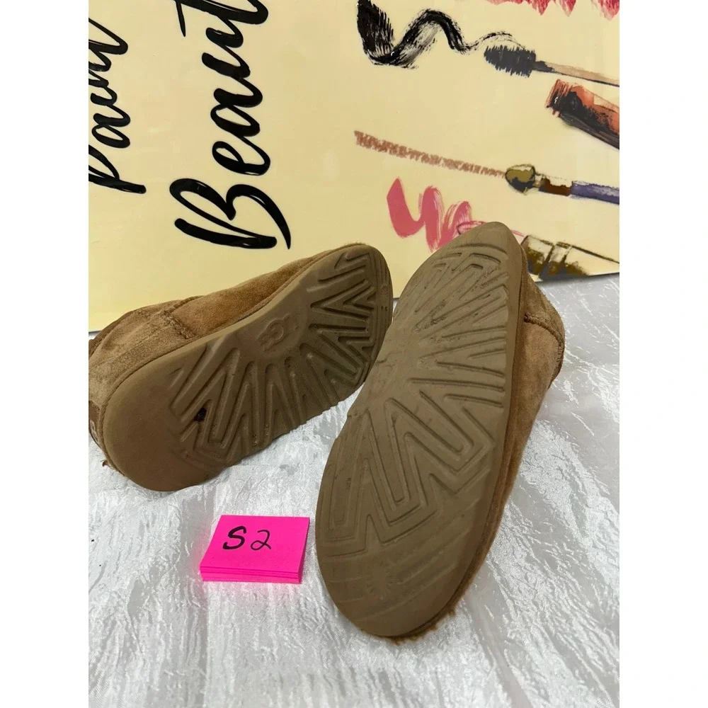 UGG Kids Classic Ultra Mini Chestnut Suede Ankle Boots 1130750K Size 3